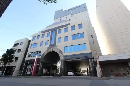 徳島穴吹カレッジ
